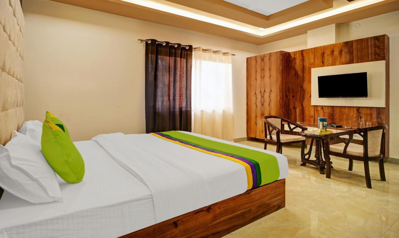 Eagle Hotel