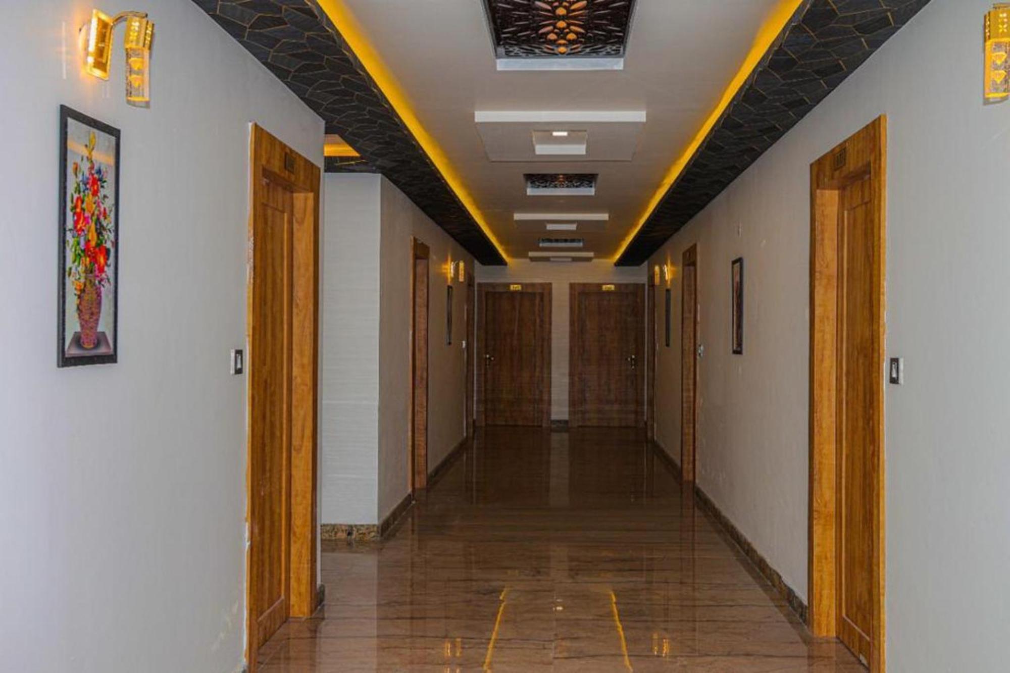 Eagle Hotel 3*